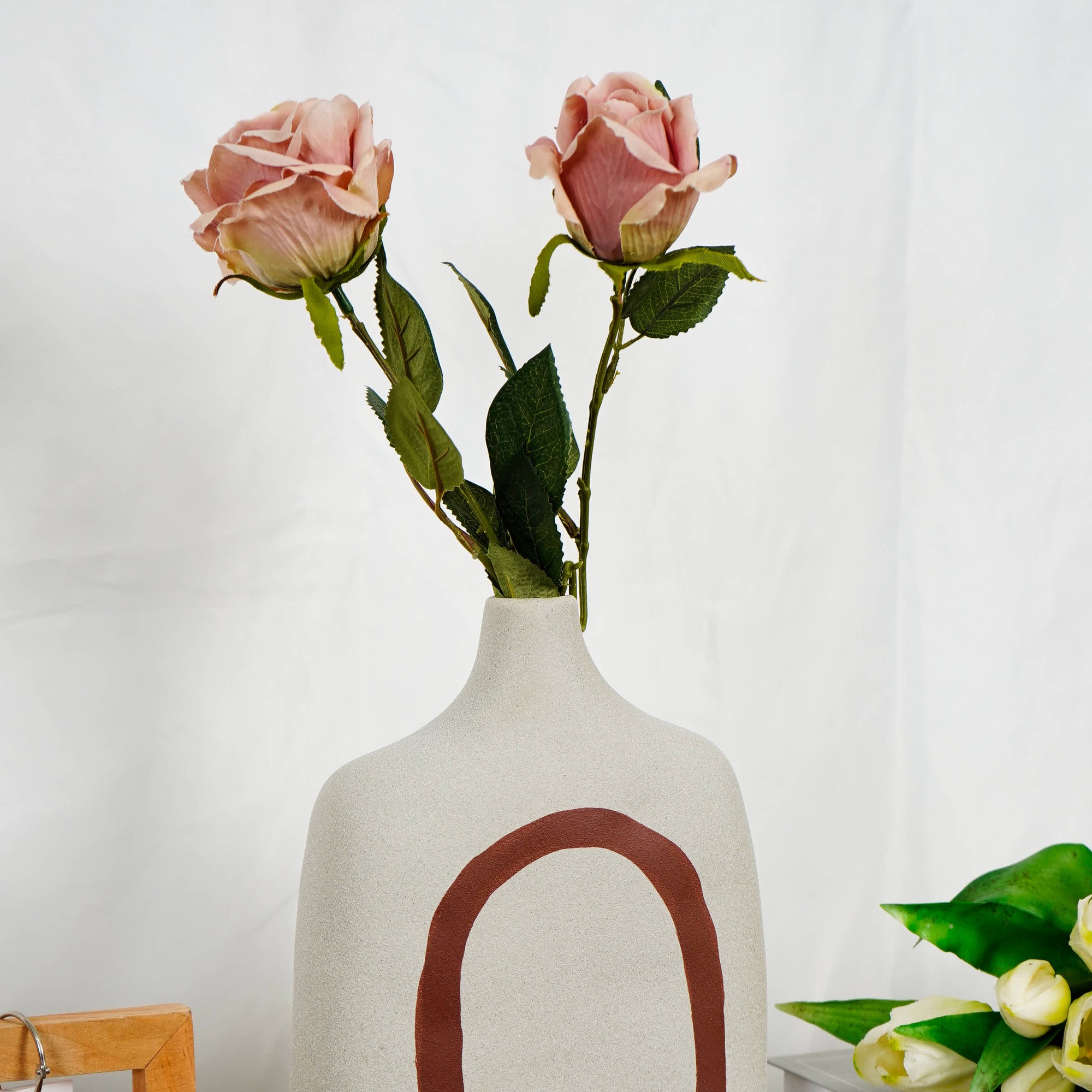 Ceramic vase 1 flower beige with red picture