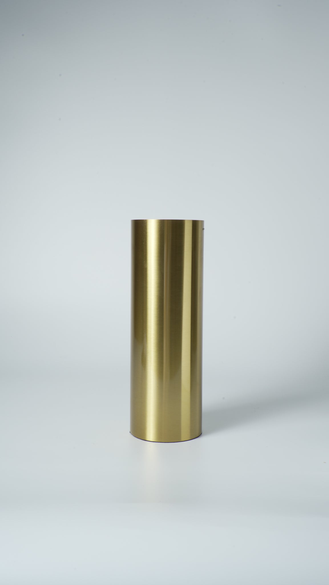Gold Metal Cylinder Vase – Large