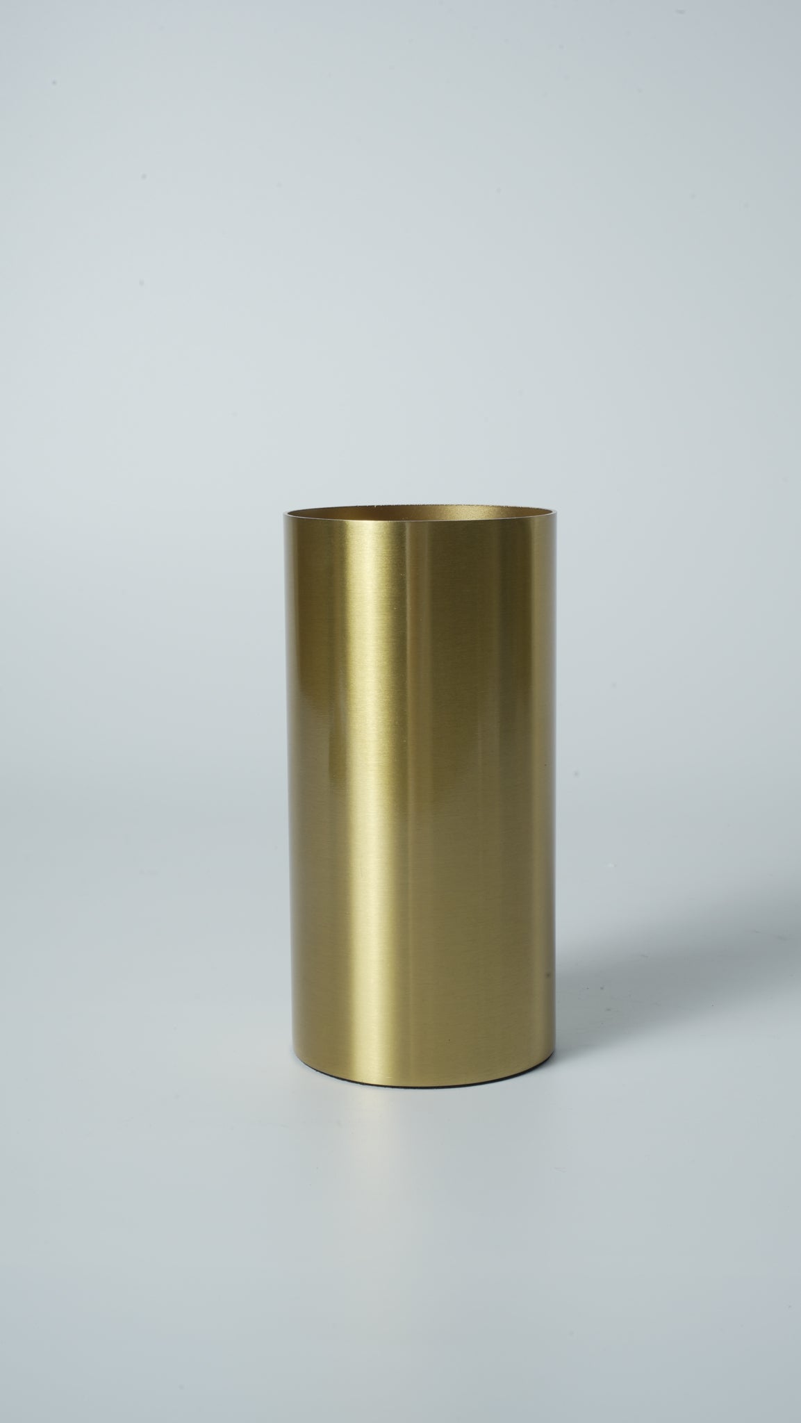 Gold Metal Cylinder Vase – Small