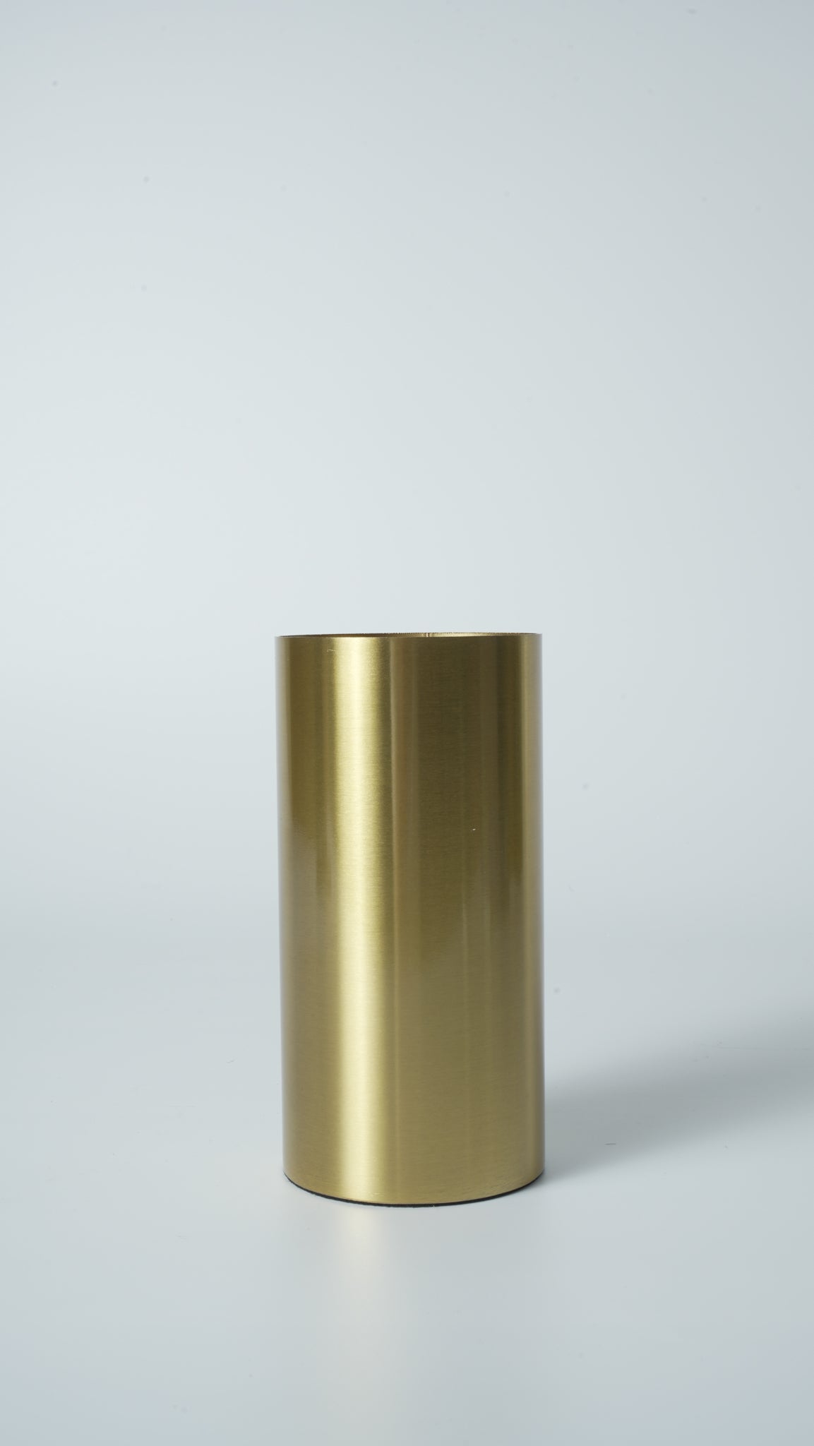 Gold Metal Cylinder Vase – Small