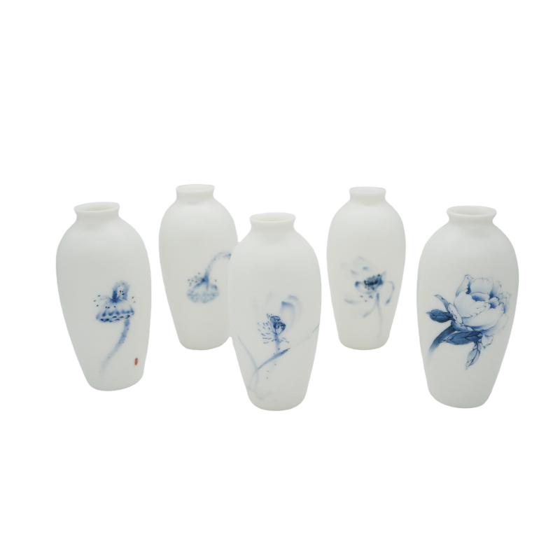 W Porcelain Blue White Flower