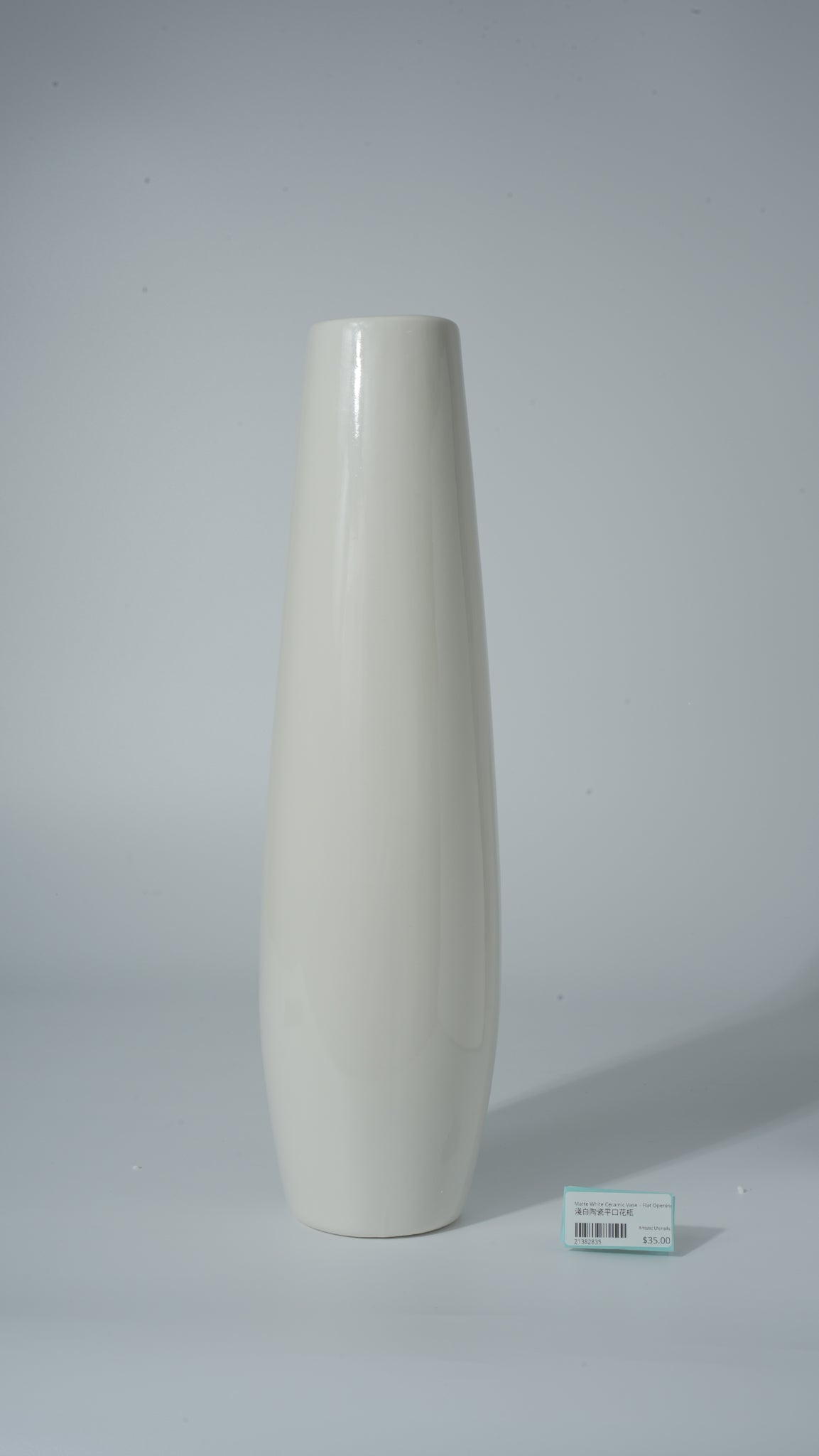 Matte White Ceramic Vase – Flat Opening