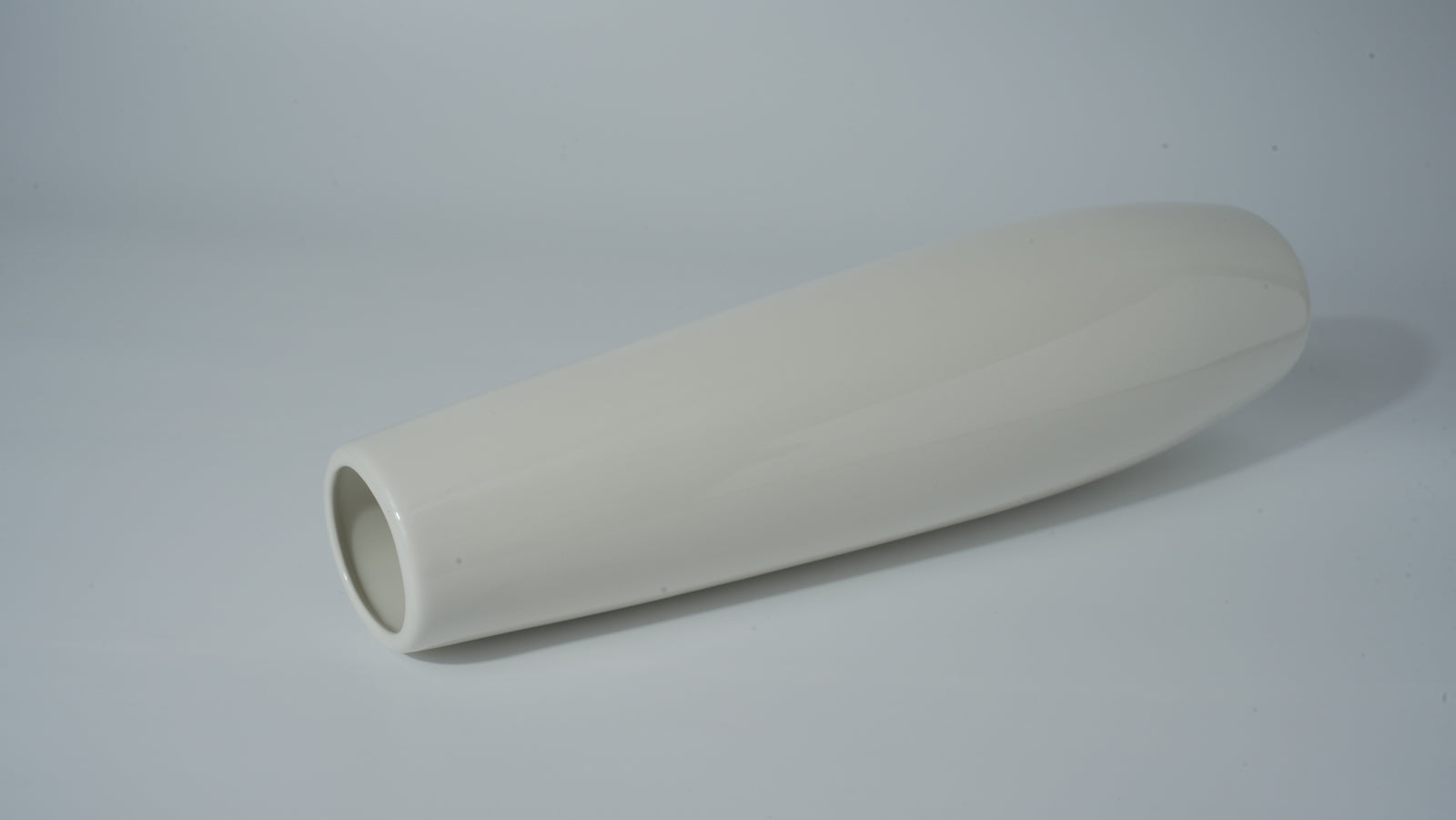 Matte White Ceramic Vase – Flat Opening