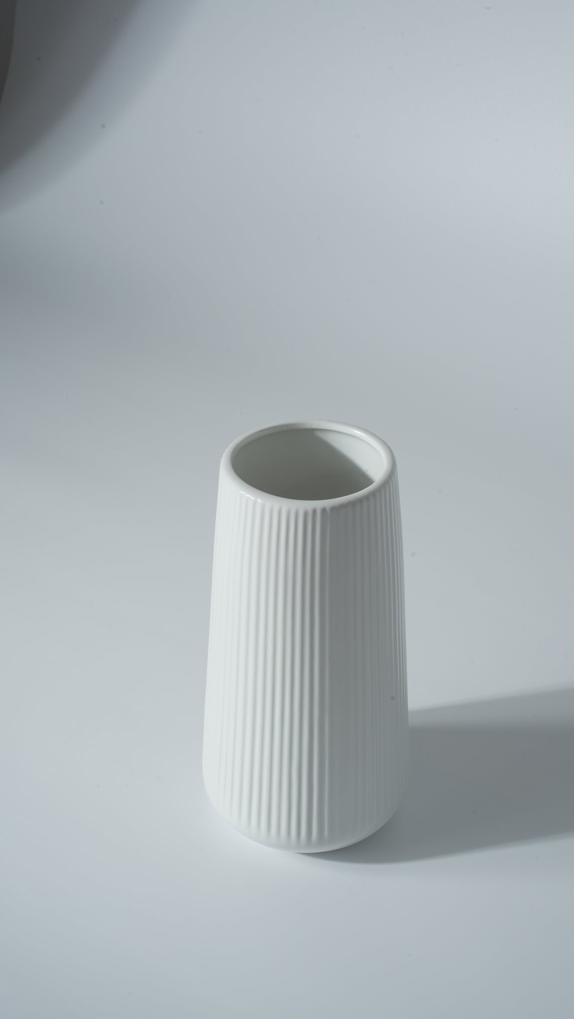 Matte White Ceramic T-Shaped Vase – Medium