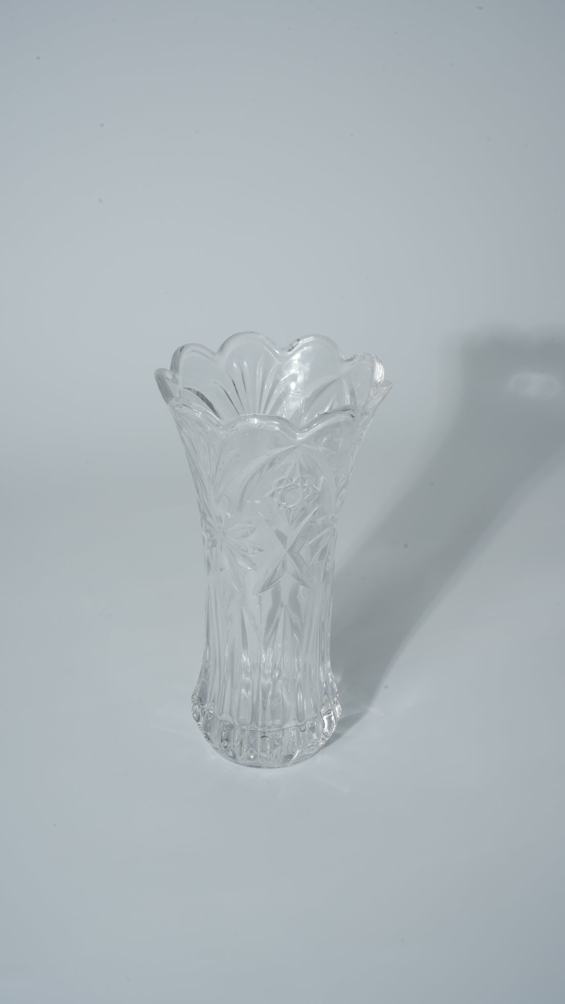 Clear Glass Vase – Cabbage Style