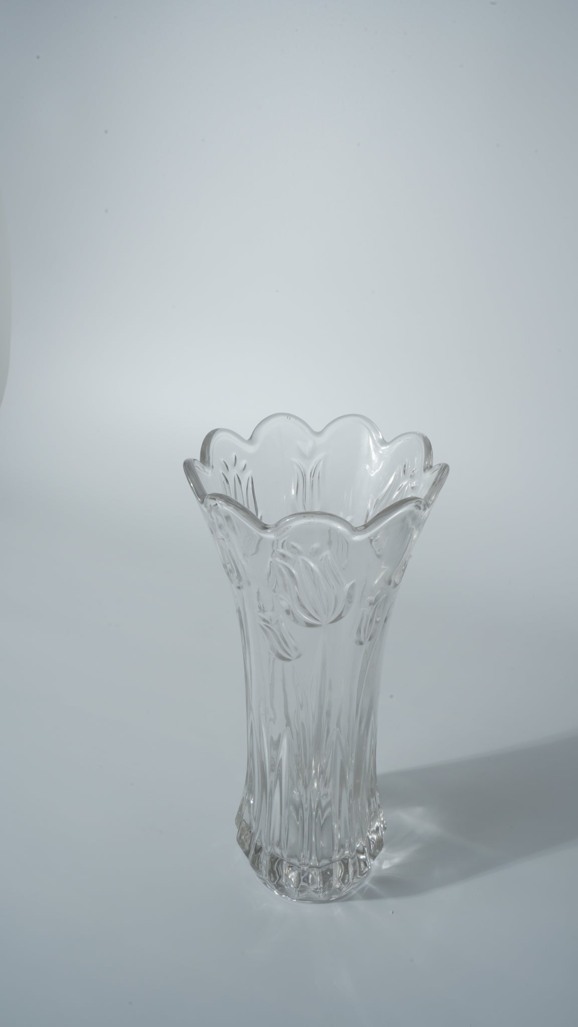 Clear Glass Vase – Tulip Style