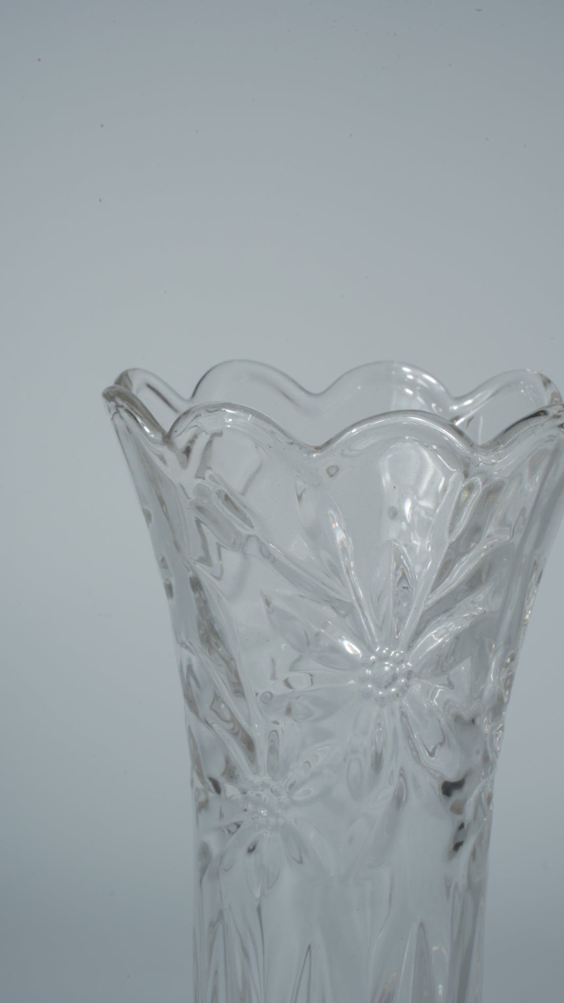 Clear Glass Vase – Orchid Style