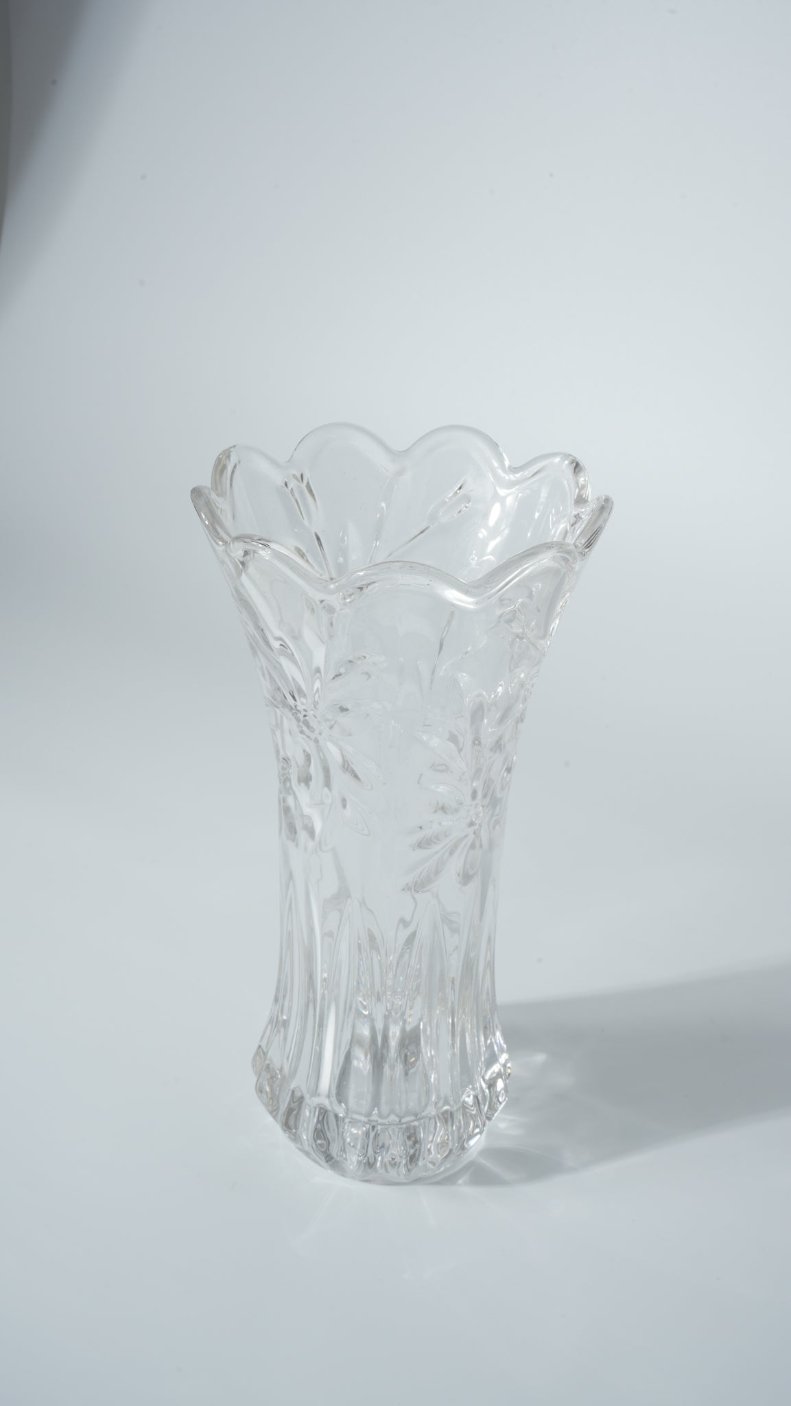 Clear Glass Vase – Orchid Style
