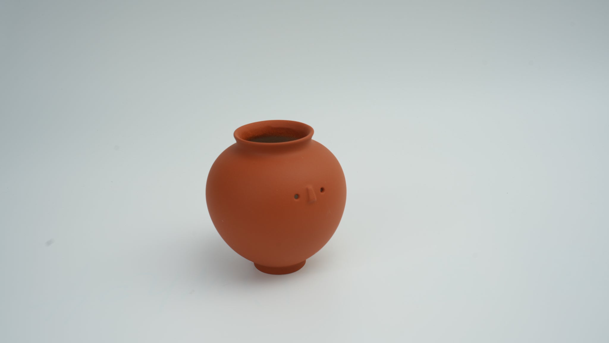 Wabi-Sabi Little Eyes Vase Jar – Distant Peak Brown