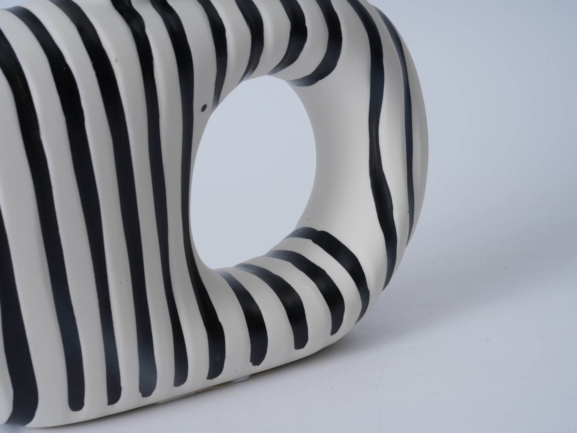 Striped Vase Set – Short Form