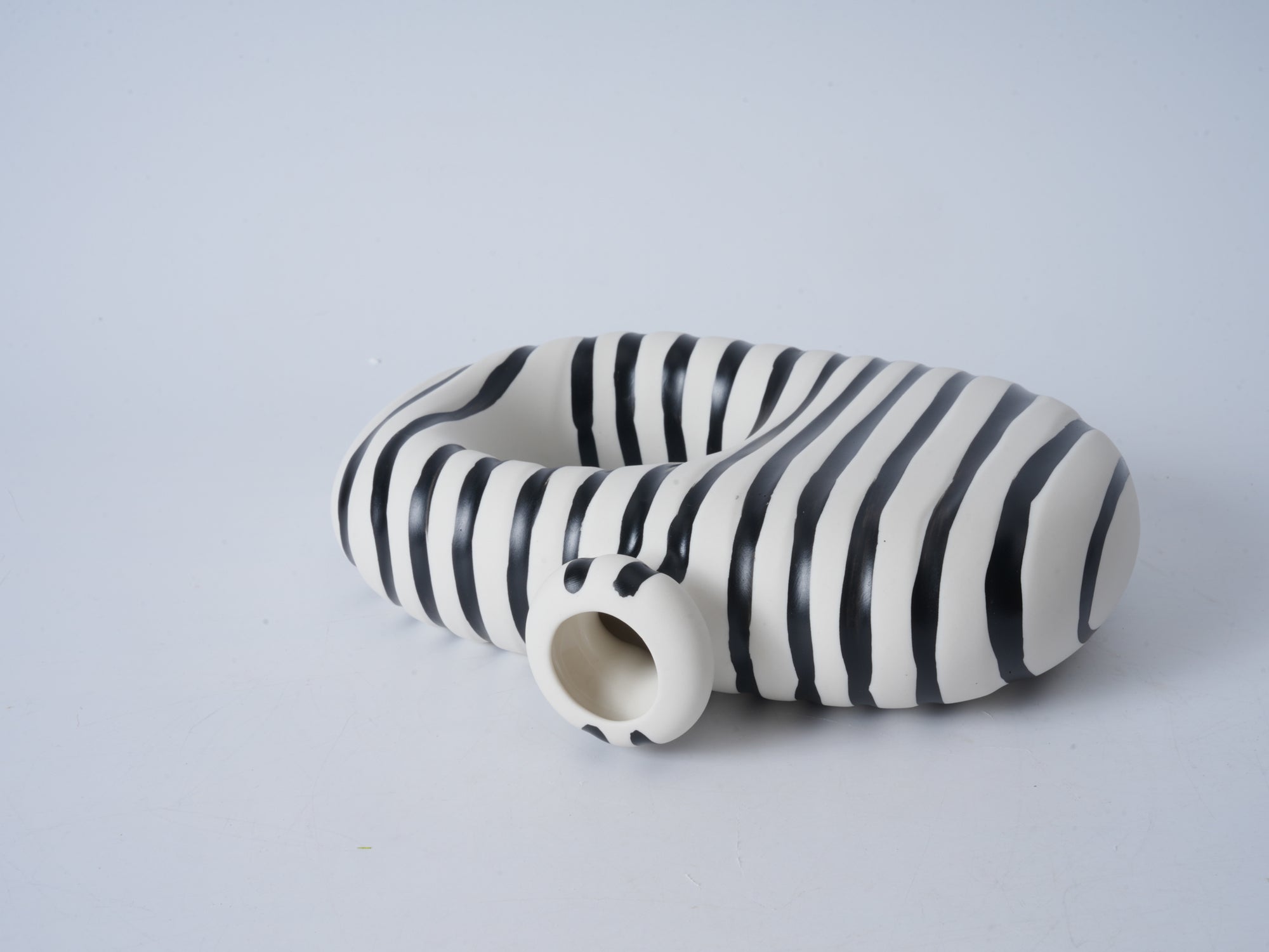 Striped Vase Set – Short Form