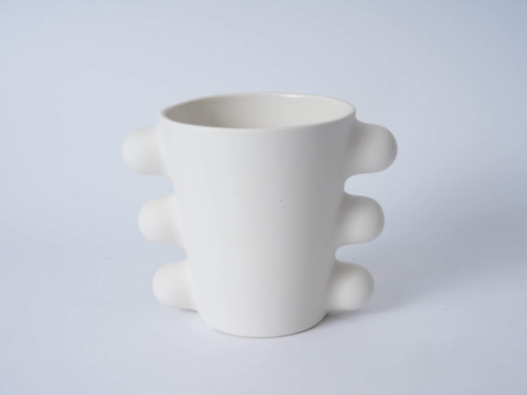 Volleyball-Inspired Vase – Unglazed Short Version