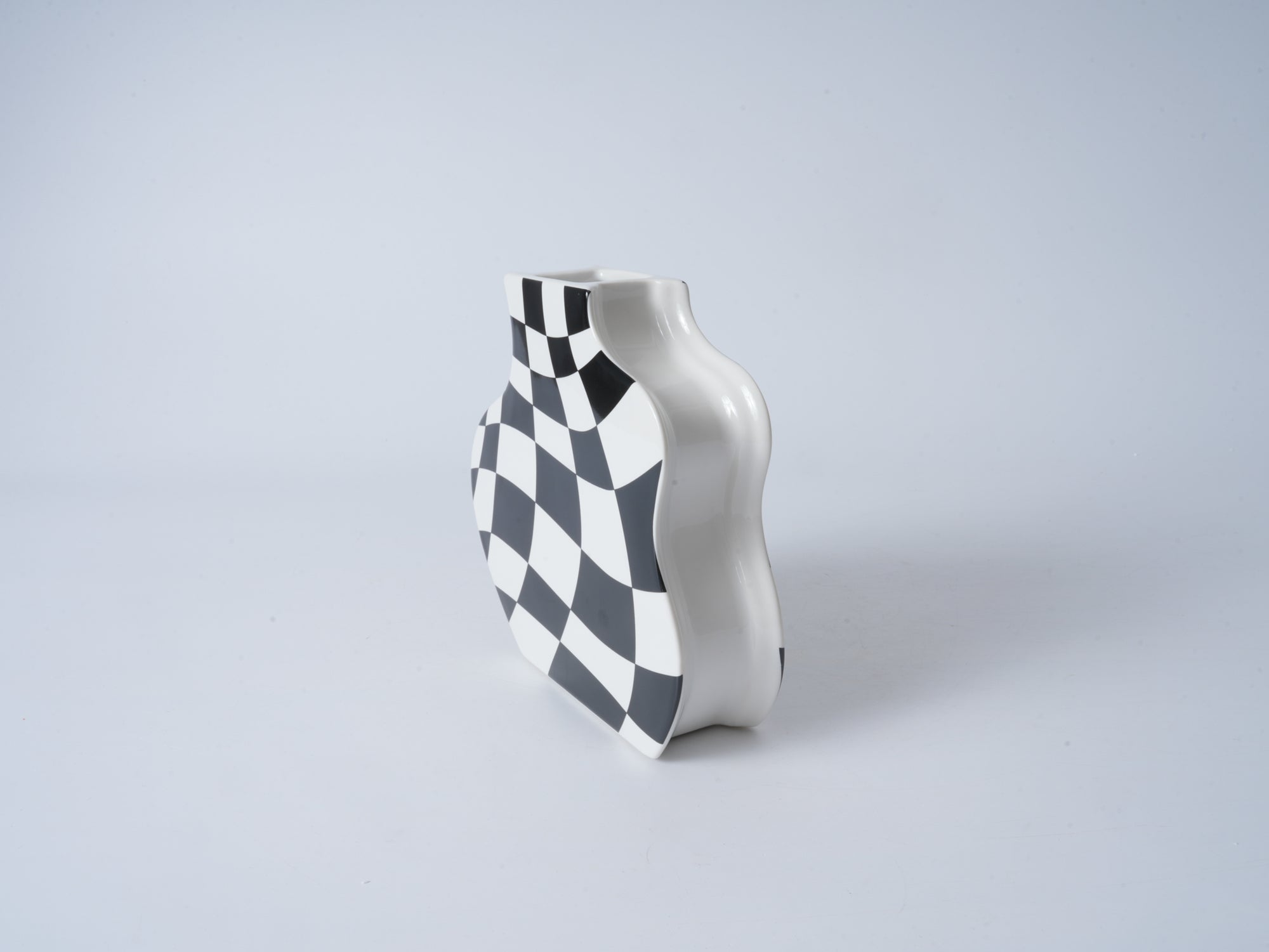 Classic Black Small Checkerboard Pattern Planter