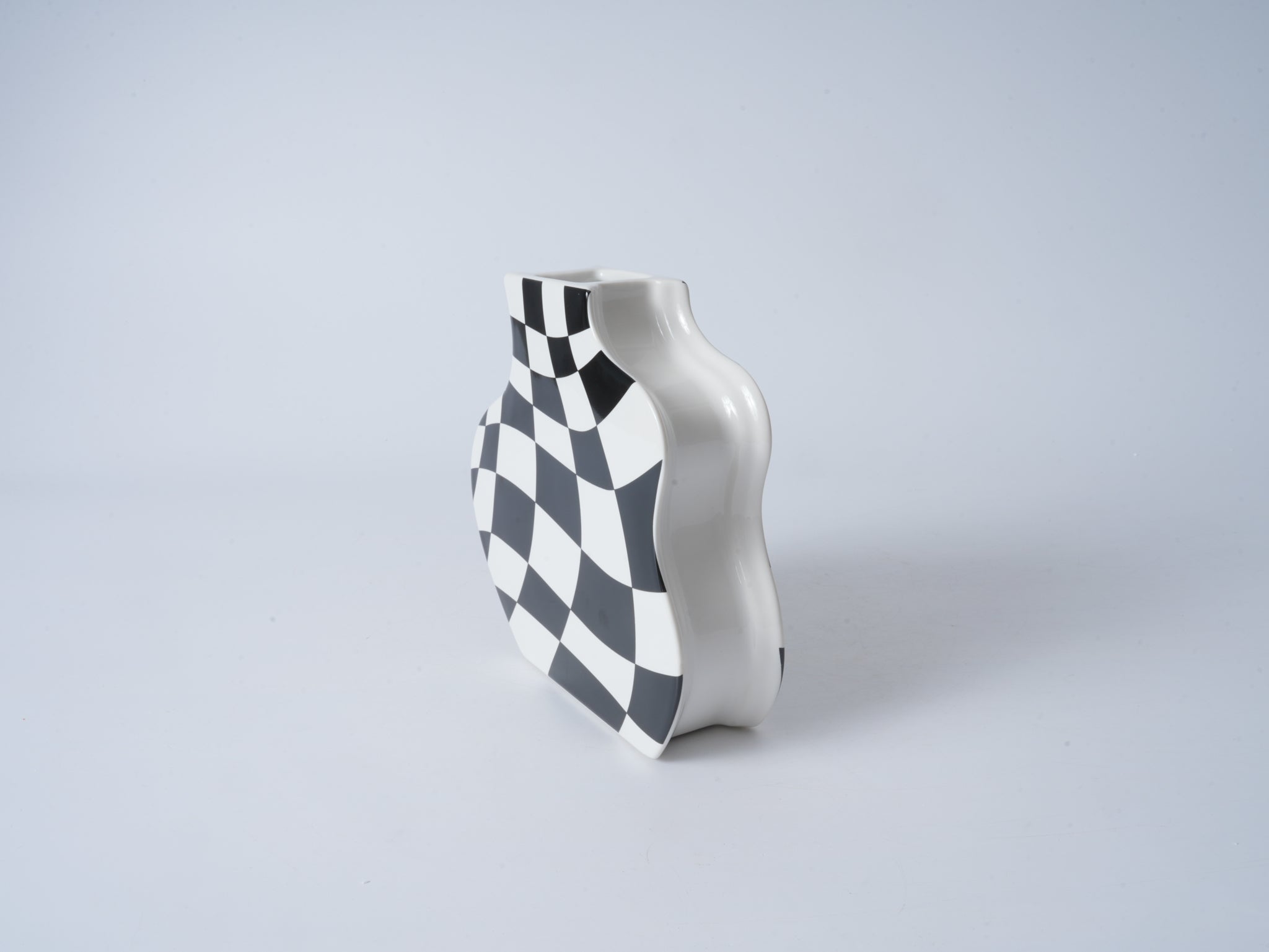 Classic Black Small Checkerboard Pattern Planter