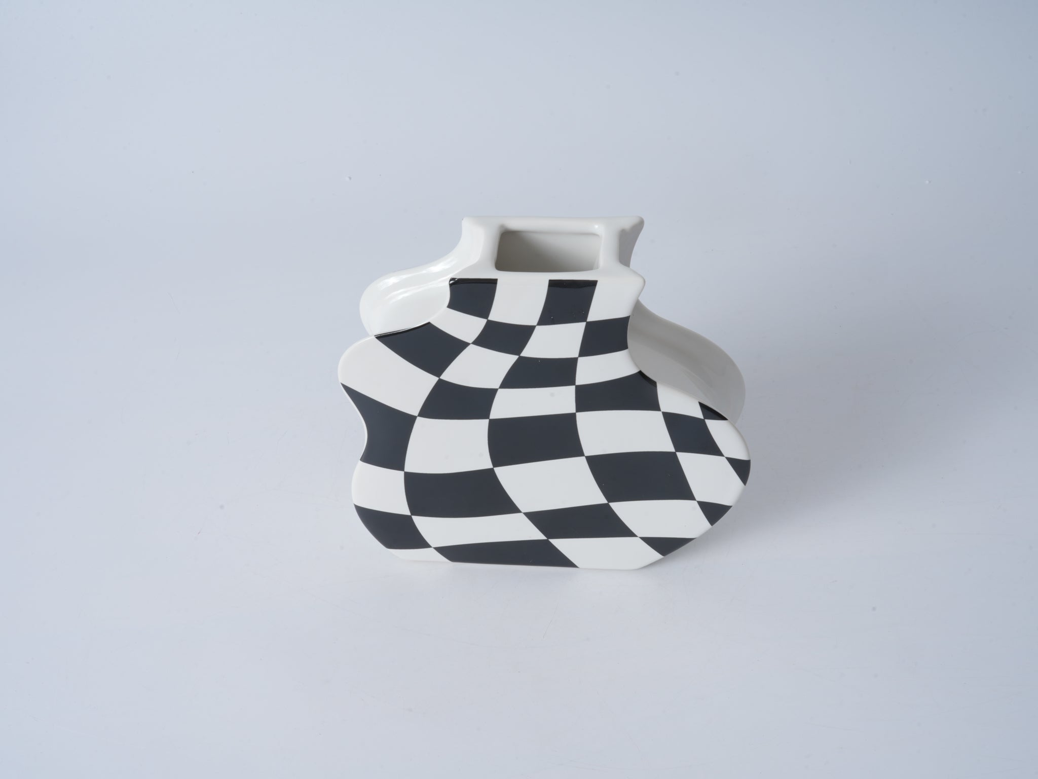 Classic Black Small Checkerboard Pattern Planter