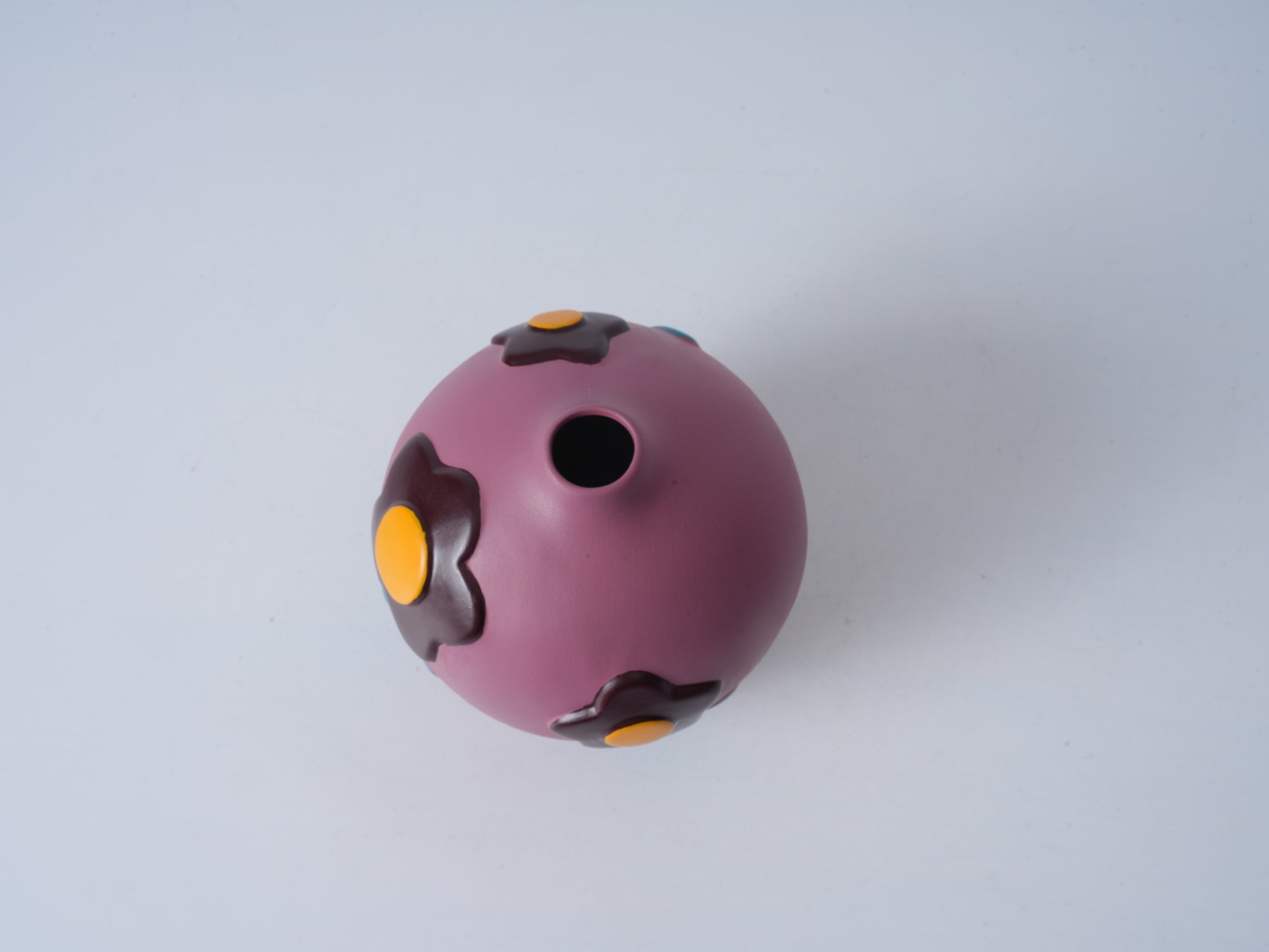 Hand-Painted Ceramic Vase – Small Daisy