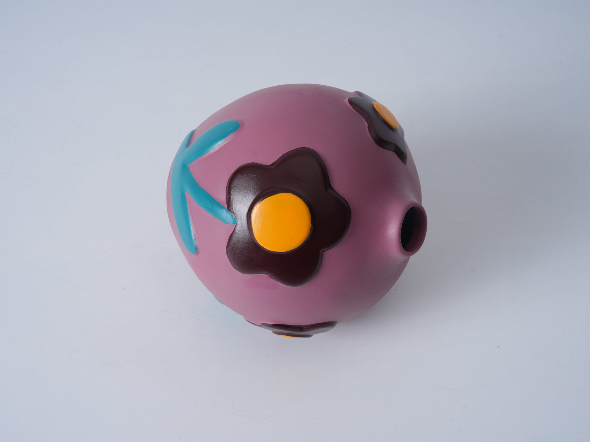 Hand-Painted Ceramic Vase – Small Daisy