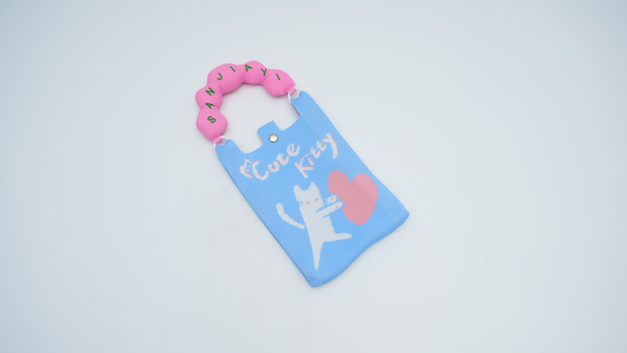 Knitted Phone Pouch – Heart Cat