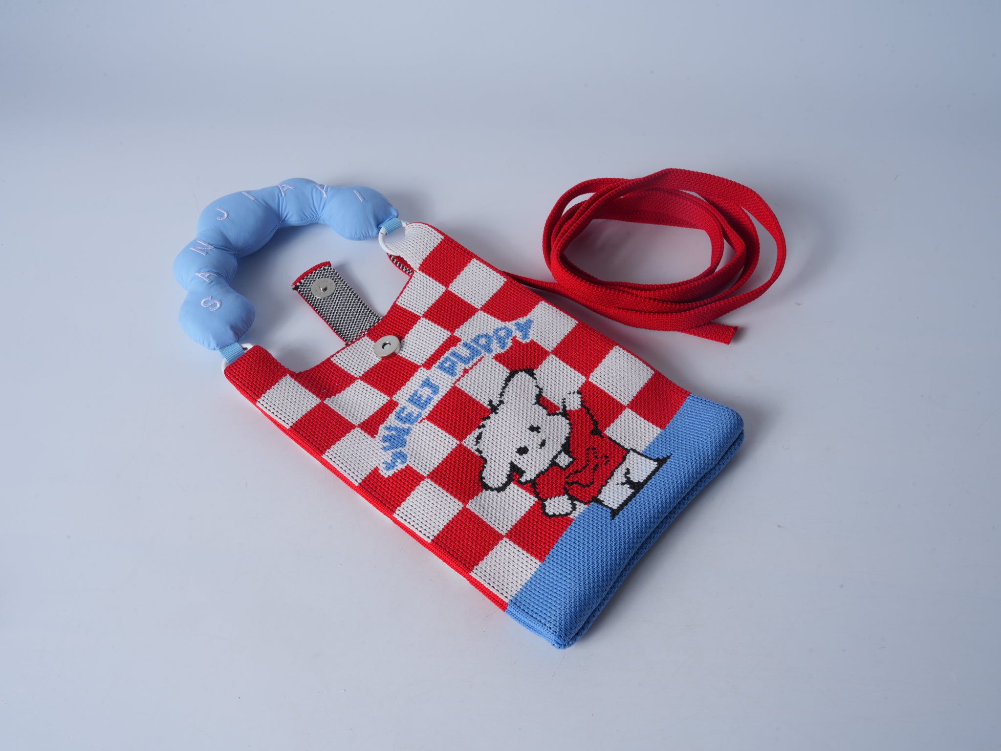 Knitted Phone Pouch – Plaid Dog