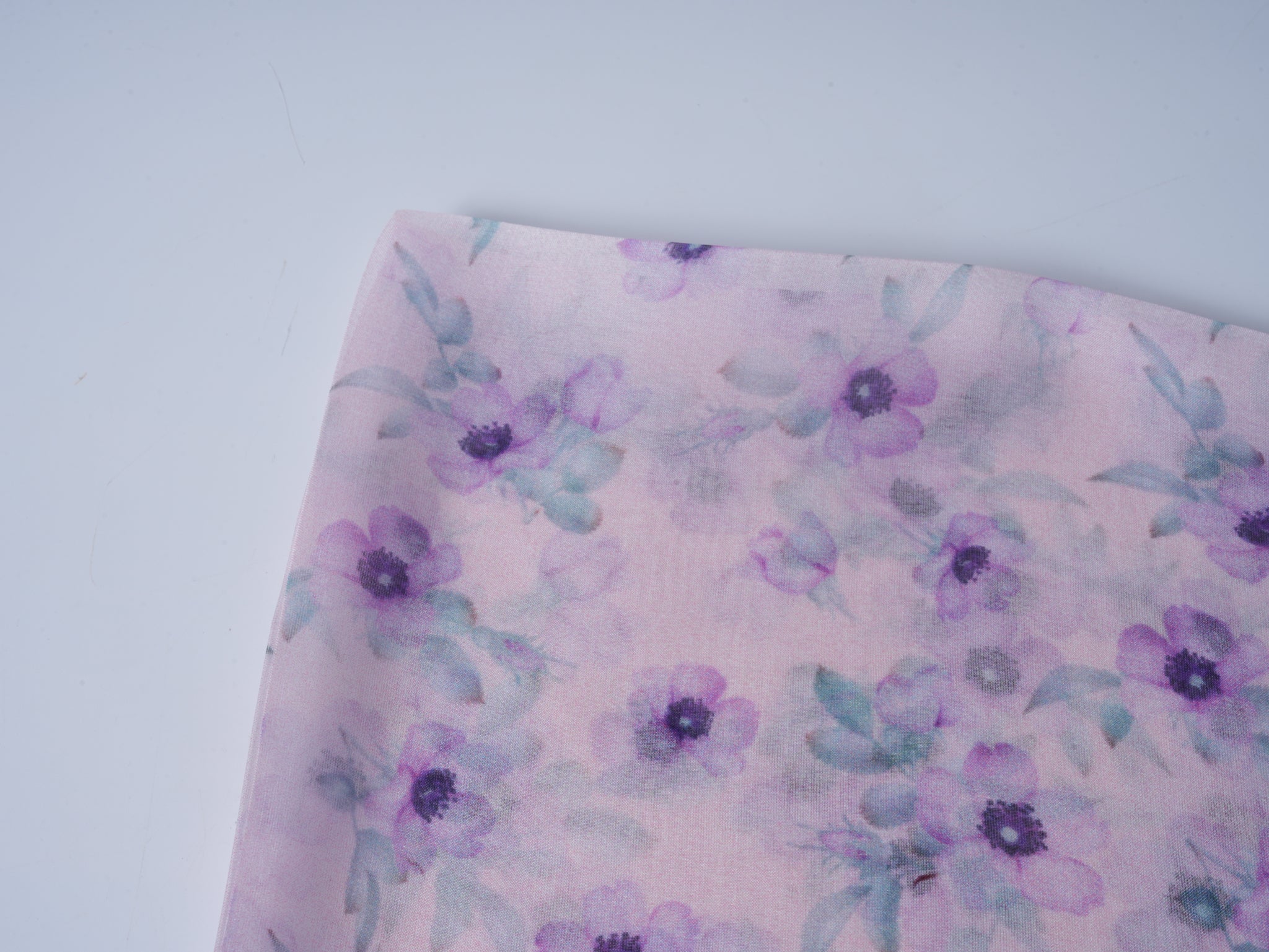 Blooming Flowers Double-Sided Jacquard Silk Scarf