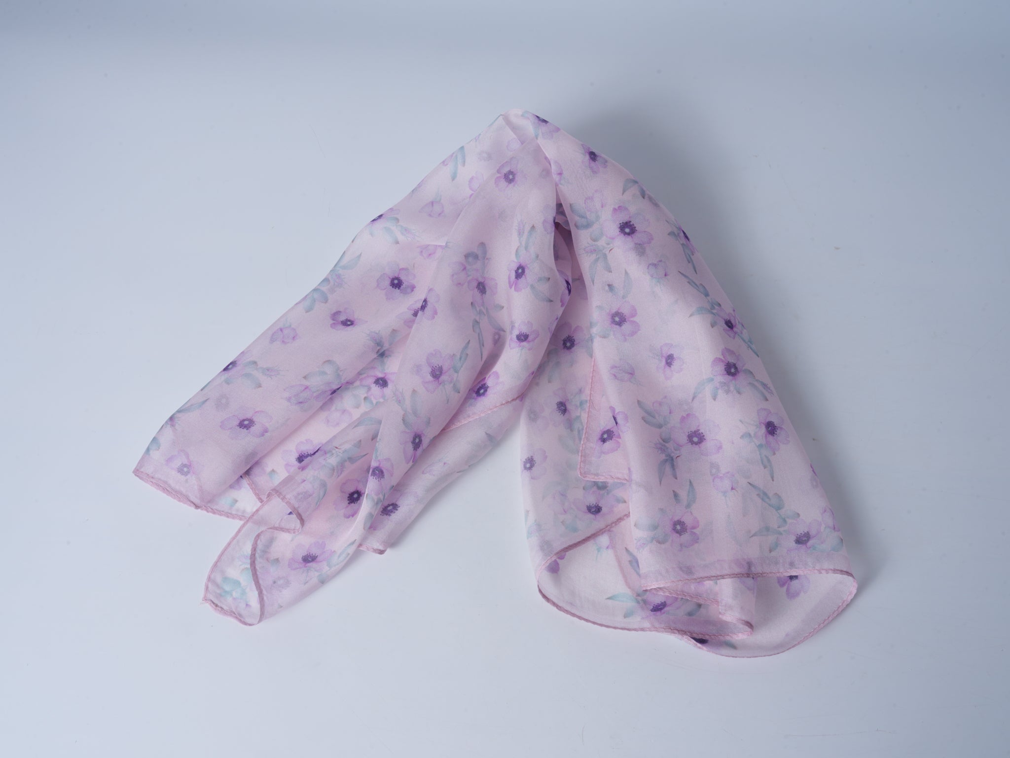 Blooming Flowers Double-Sided Jacquard Silk Scarf