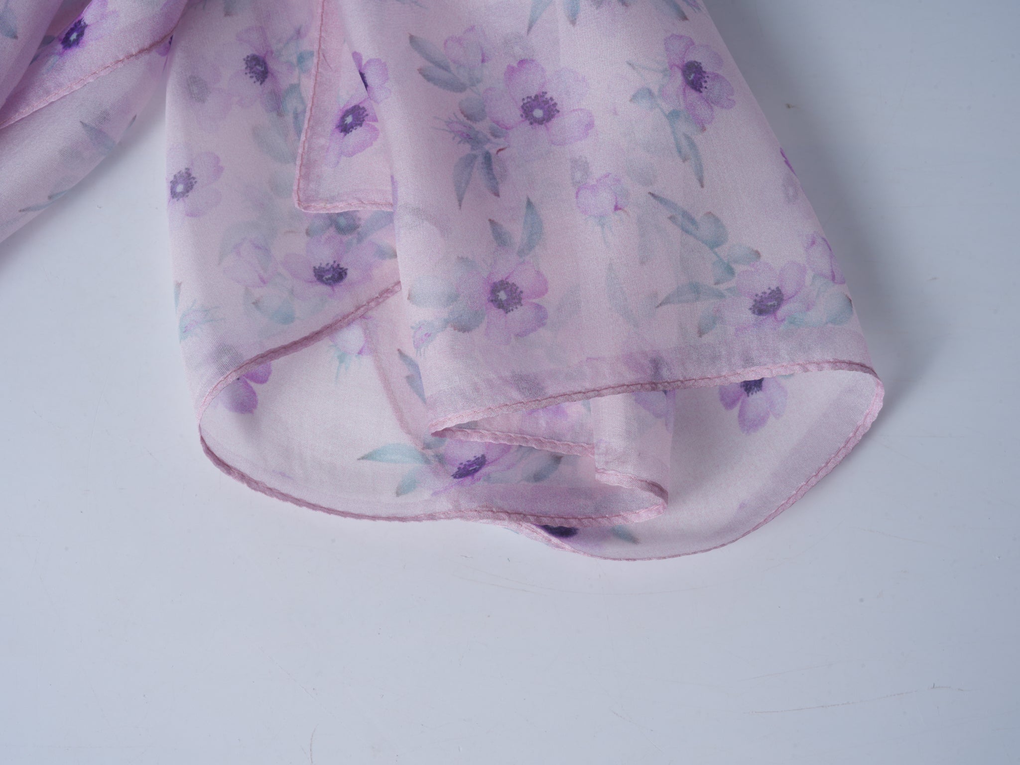 Blooming Flowers Double-Sided Jacquard Silk Scarf