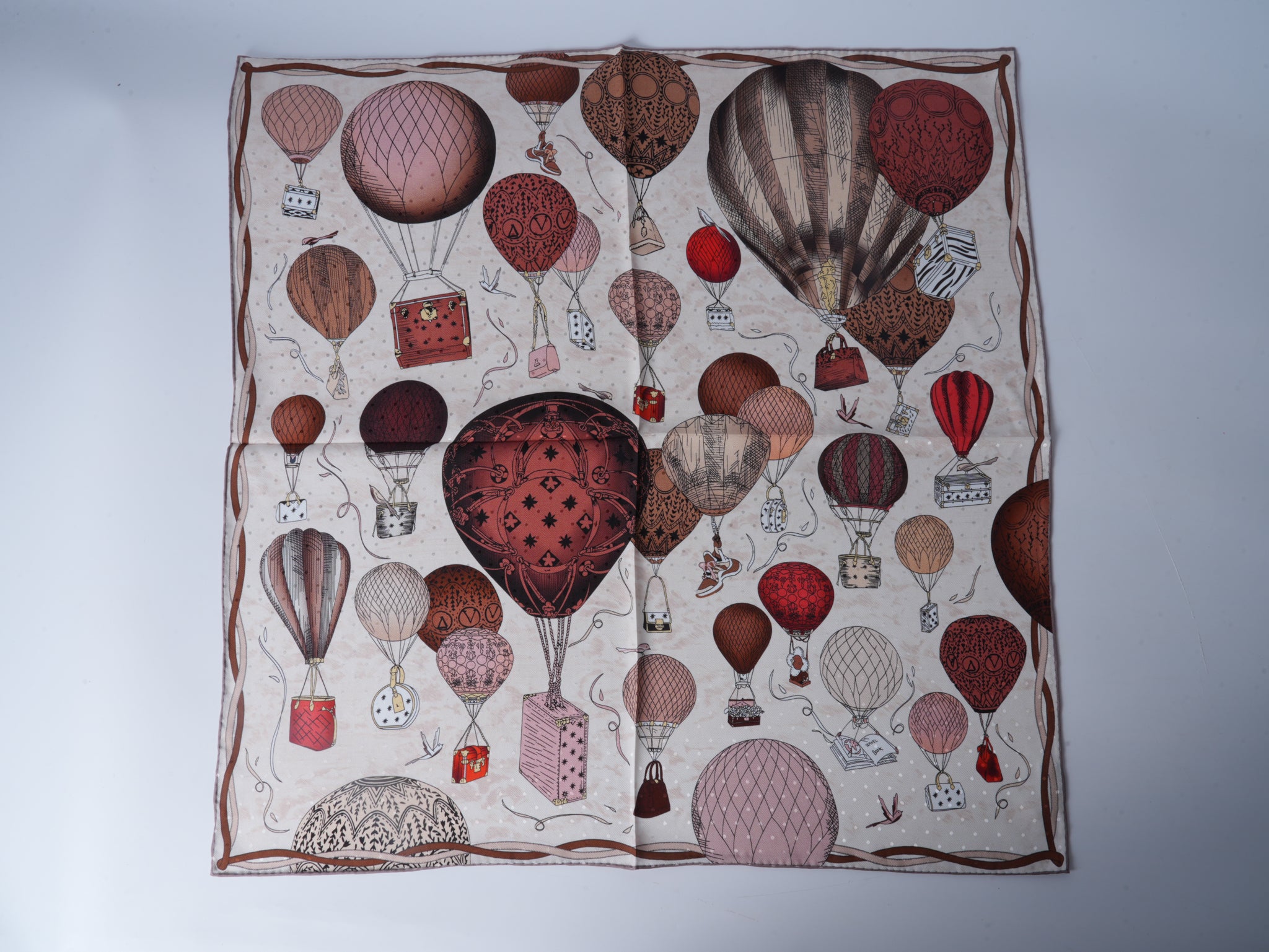 Hot Air Balloon Double-Sided Jacquard Silk Scarf