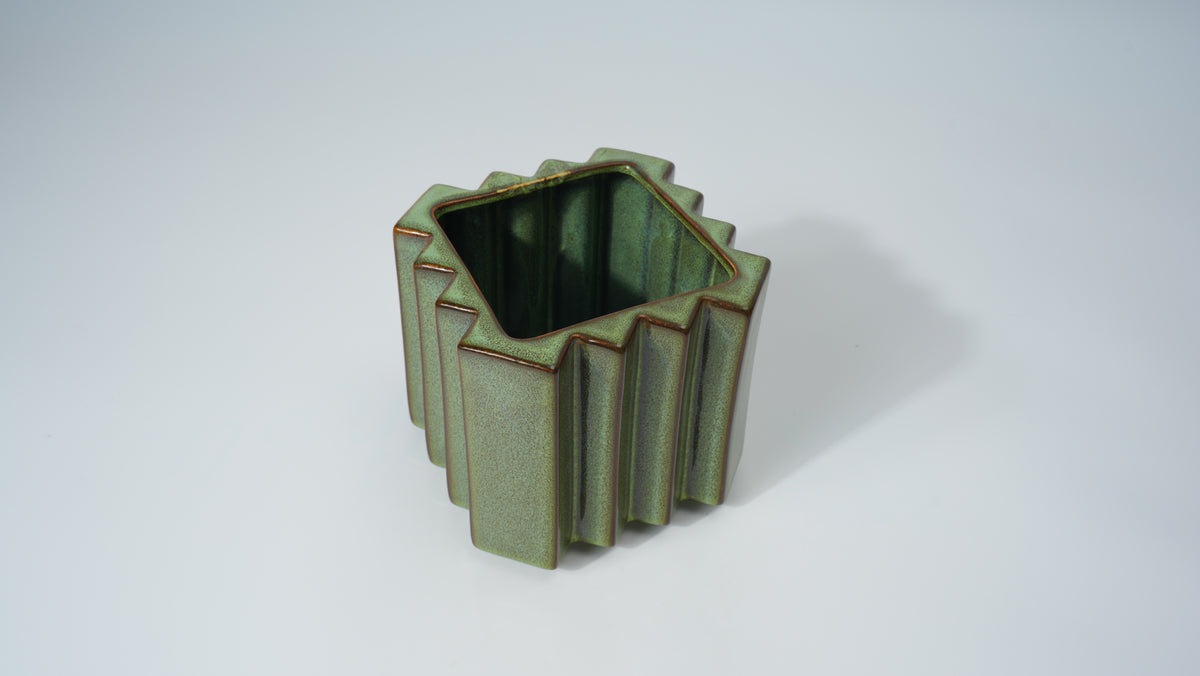 Ceramic Vertical Surface Planter – Large