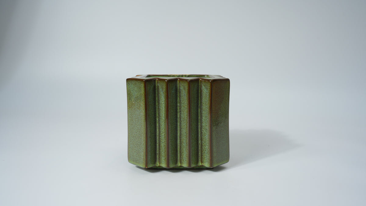 Ceramic Vertical Surface Planter – Large