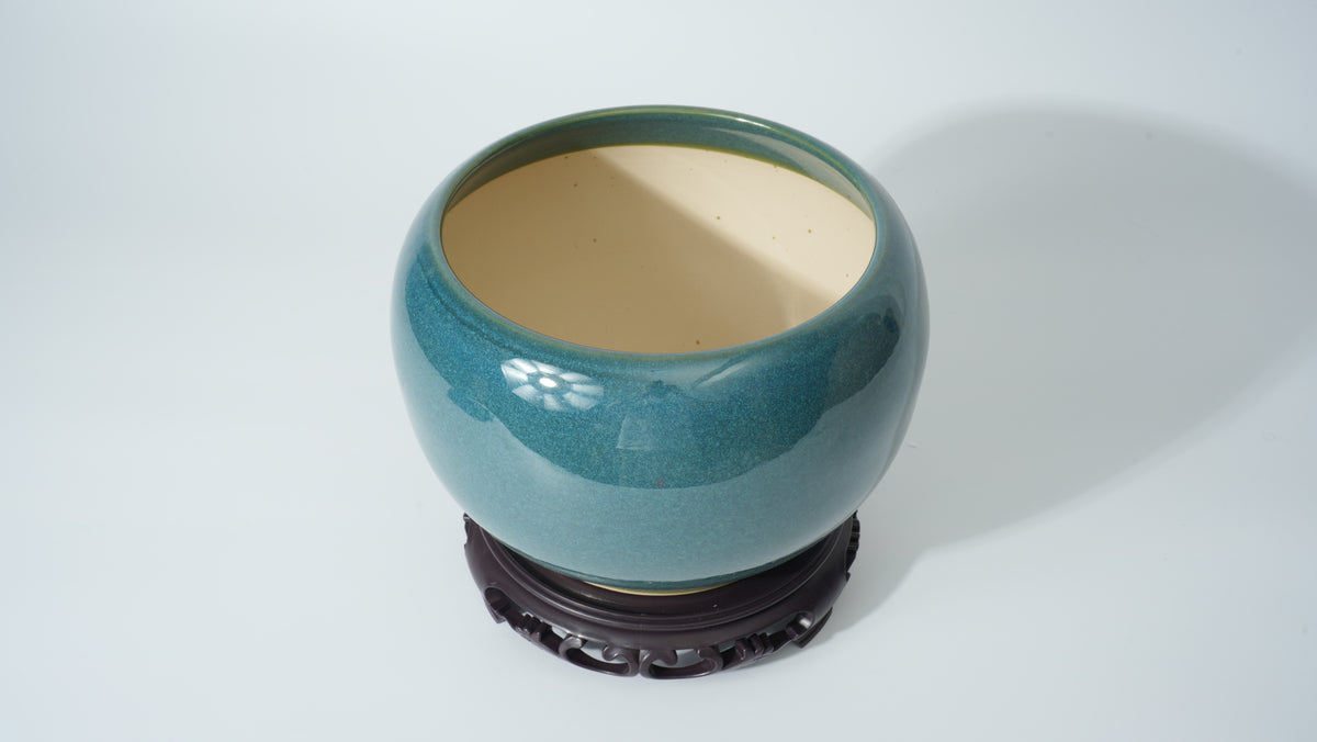Spherical Gem Green Pot