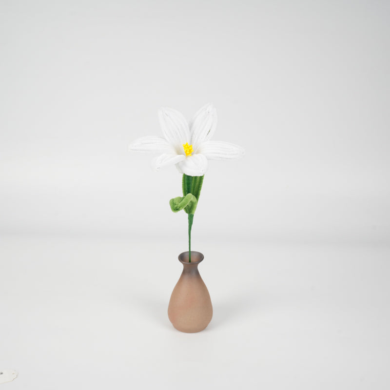 Twisted Stem Realistic Lily Flower
