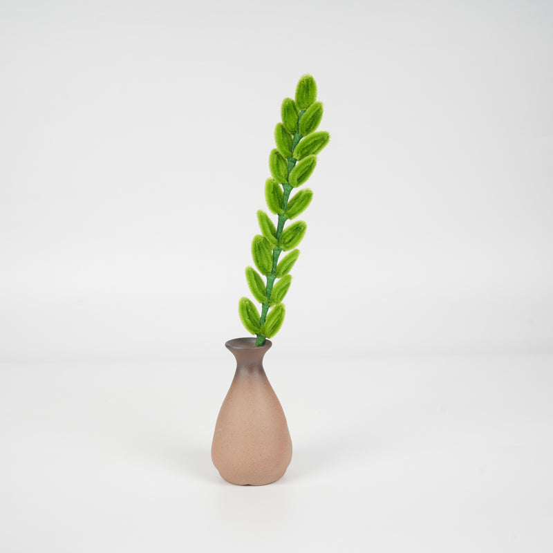 Twisted Stem Realistic Light Green Leaves