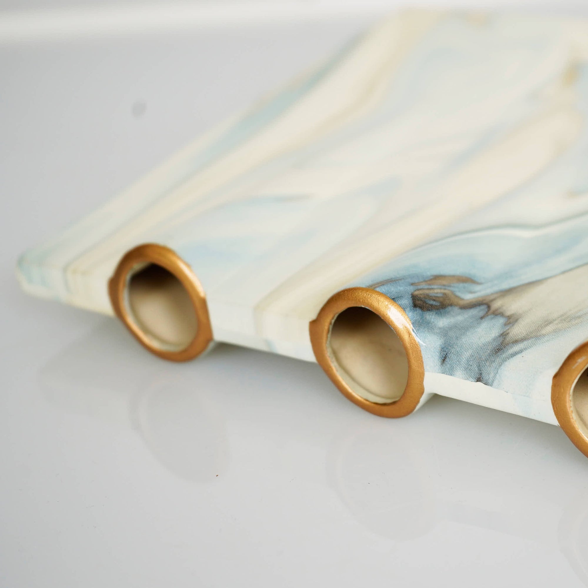 Ceramic Vase face blue white 26×4.5×22