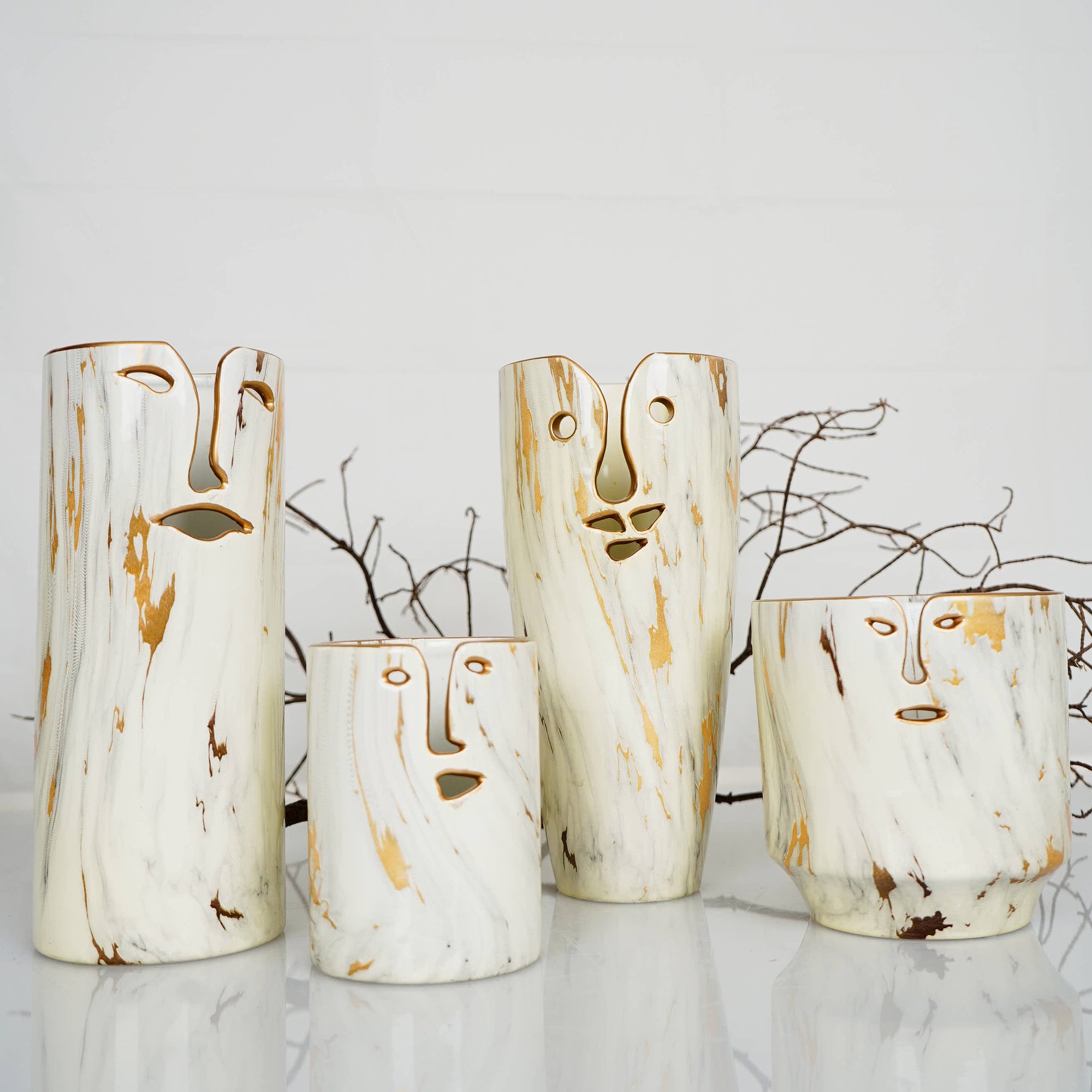 Ceramic Vase face blue white 26×4.5×22