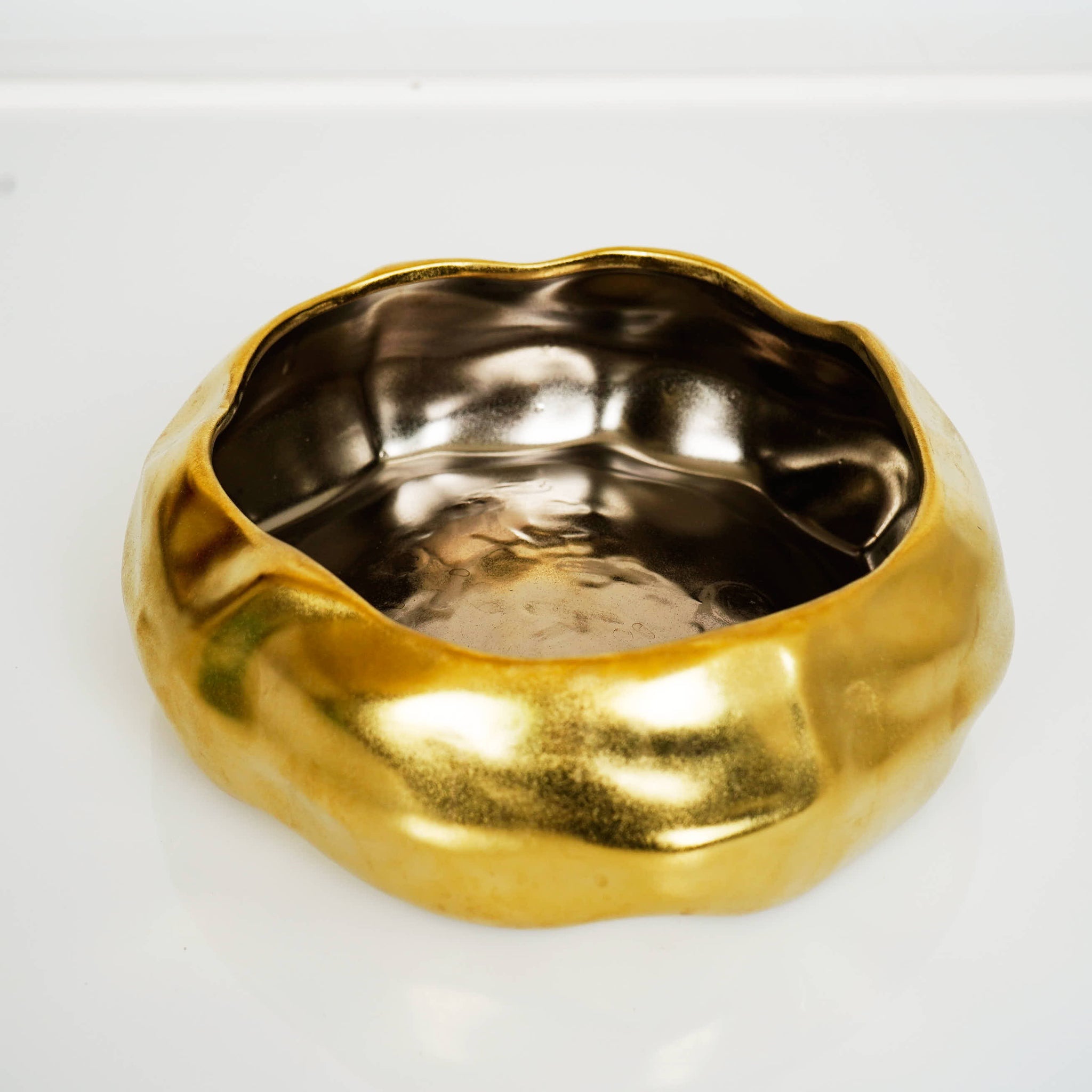 Ceramic vase brownshort bag